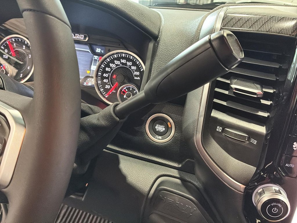 2026 Ram 2500 BIG HORN in Saint-Hyacinthe, Quebec - 25 - w1024h768px