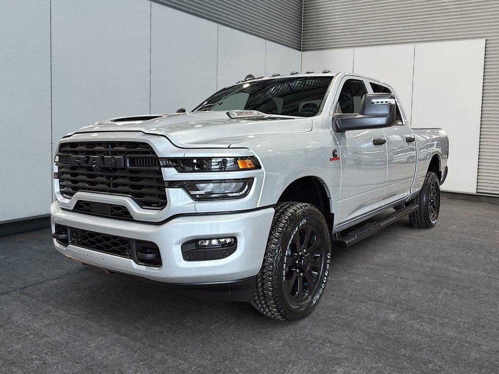 Ram 2500 BLACK EXPRESS 2026 à Saint-Hyacinthe, Québec - 1 - w1024h768px