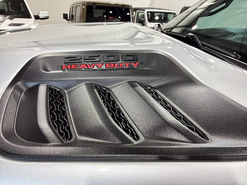 Ram 2500 BLACK EXPRESS 2026 à Saint-Hyacinthe, Québec - 6 - w1024h768px
