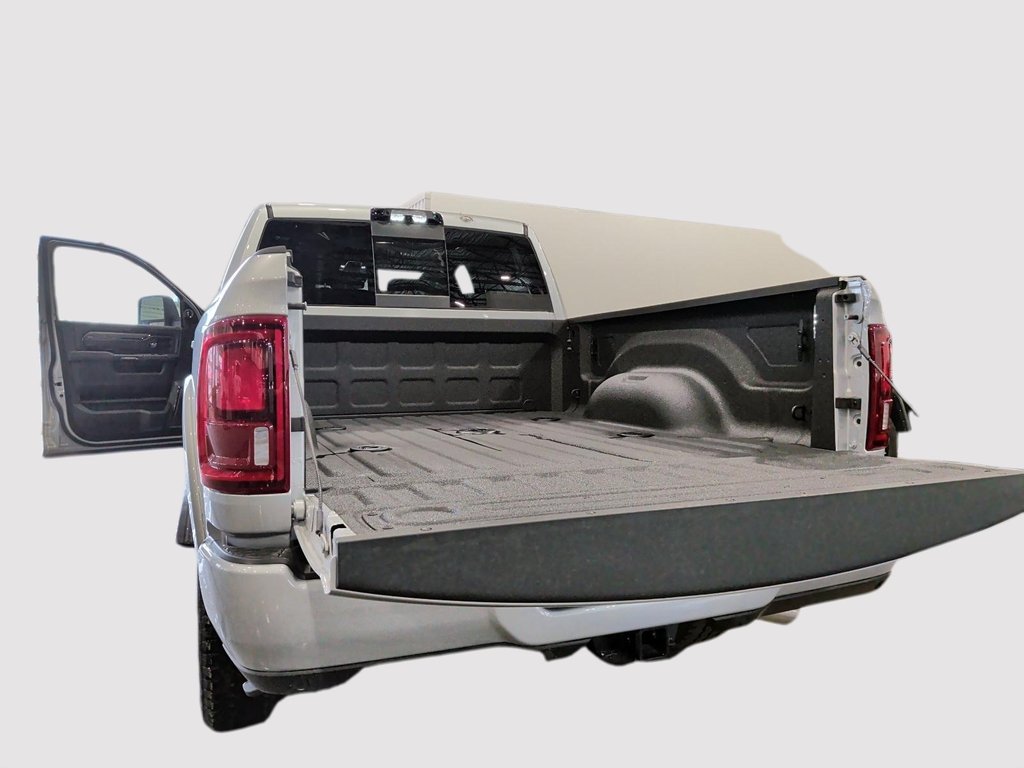 2026 Ram 2500 LIMITED in Saint-Hyacinthe, Quebec - 16 - w1024h768px
