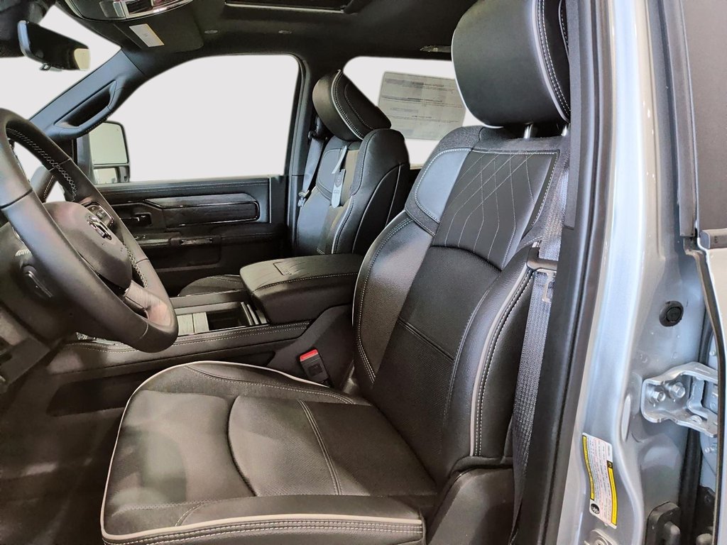 2026 Ram 2500 LIMITED in Saint-Hyacinthe, Quebec - 8 - w1024h768px