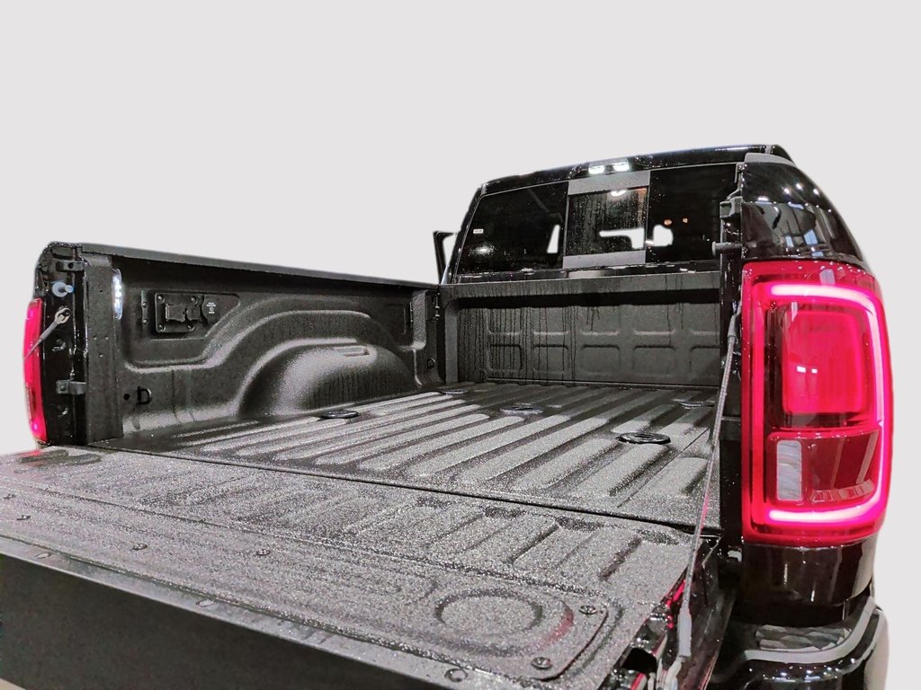 Ram 2500 BIG HORN 2026 à Saint-Hyacinthe, Québec - 16 - w1024h768px