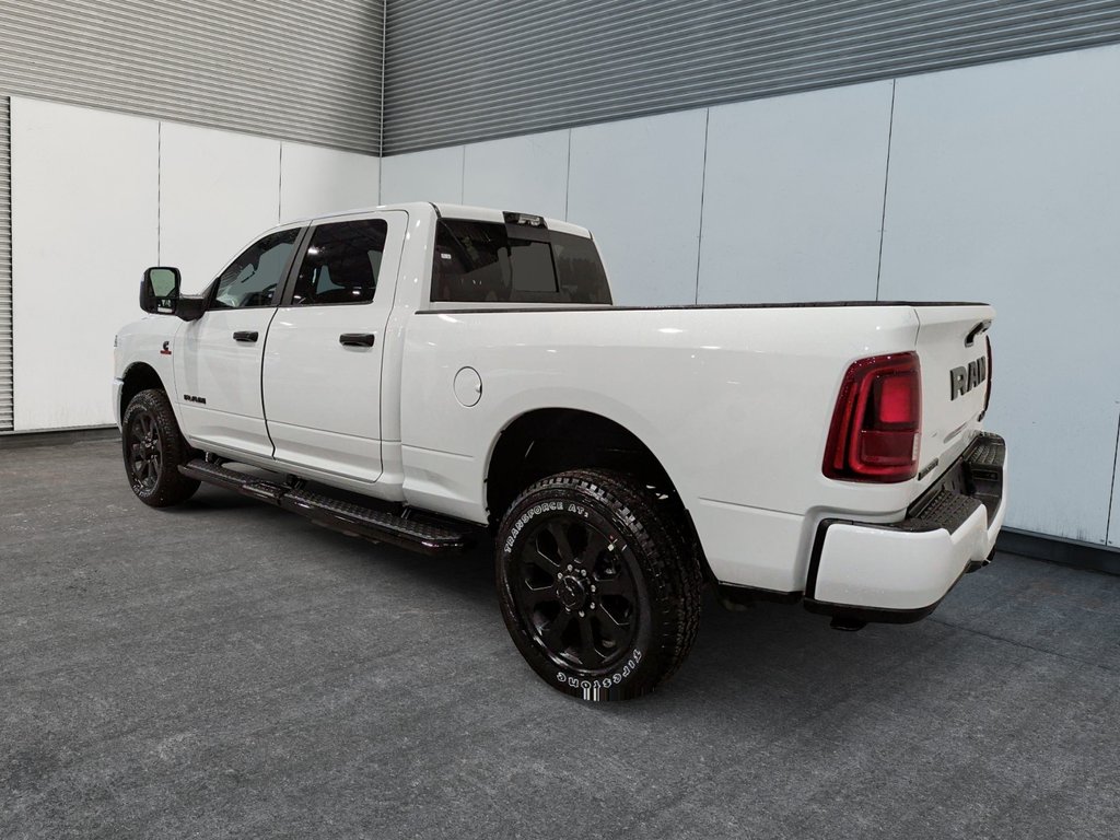 2026 Ram 2500 BIG HORN in Saint-Hyacinthe, Quebec - 5 - w1024h768px