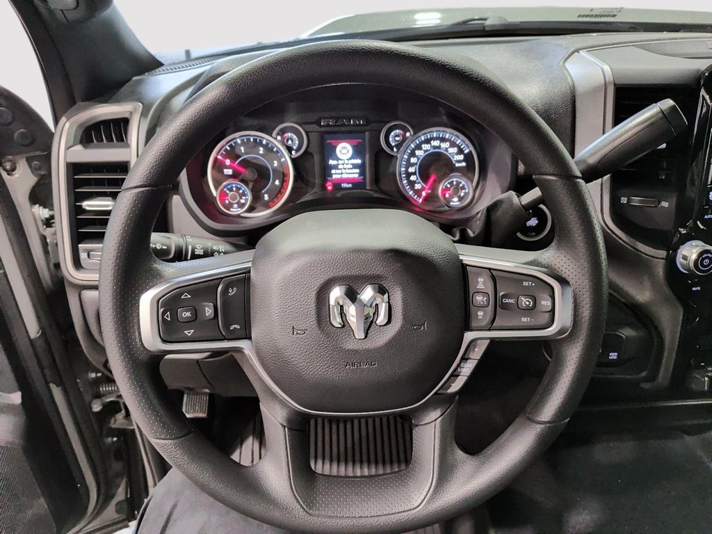 2026 Ram 2500 BLACK EXPRESS in Saint-Hyacinthe, Quebec - 11 - w1024h768px