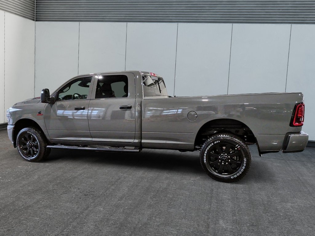 2026 Ram 2500 BLACK EXPRESS in Saint-Hyacinthe, Quebec - 5 - w1024h768px