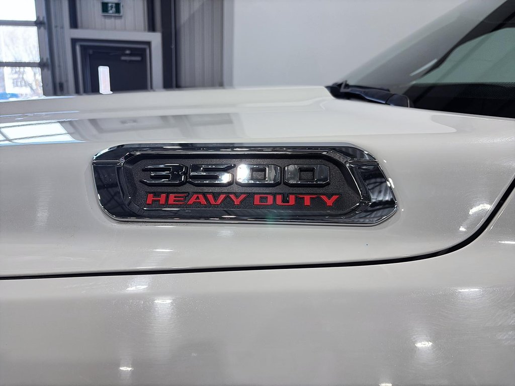 2020 Ram 3500 Laramie Longhorn in Saint-Hyacinthe, Quebec - 6 - w1024h768px