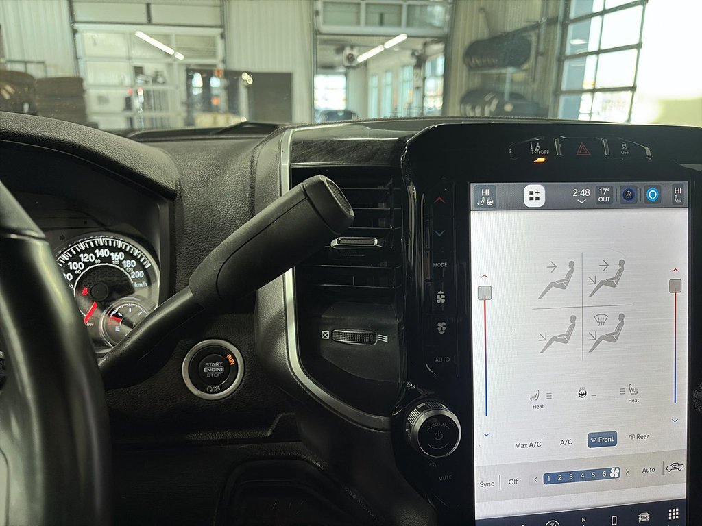 2023 Ram 3500 Big Horn in Saint-Hyacinthe, Quebec - 13 - w1024h768px
