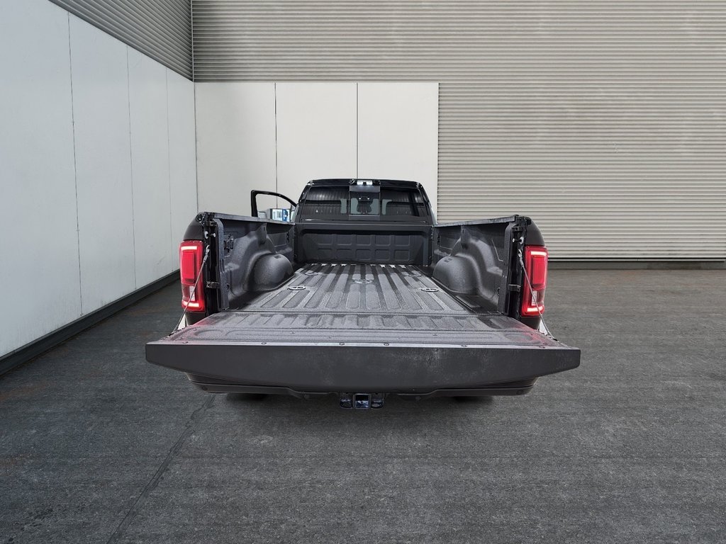2025 Ram 3500 LIMITED in Saint-Hyacinthe, Quebec - 14 - w1024h768px