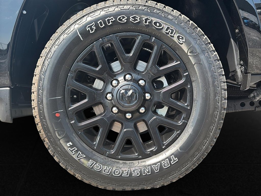 2025 Ram 3500 LIMITED in Saint-Hyacinthe, Quebec - 7 - w1024h768px