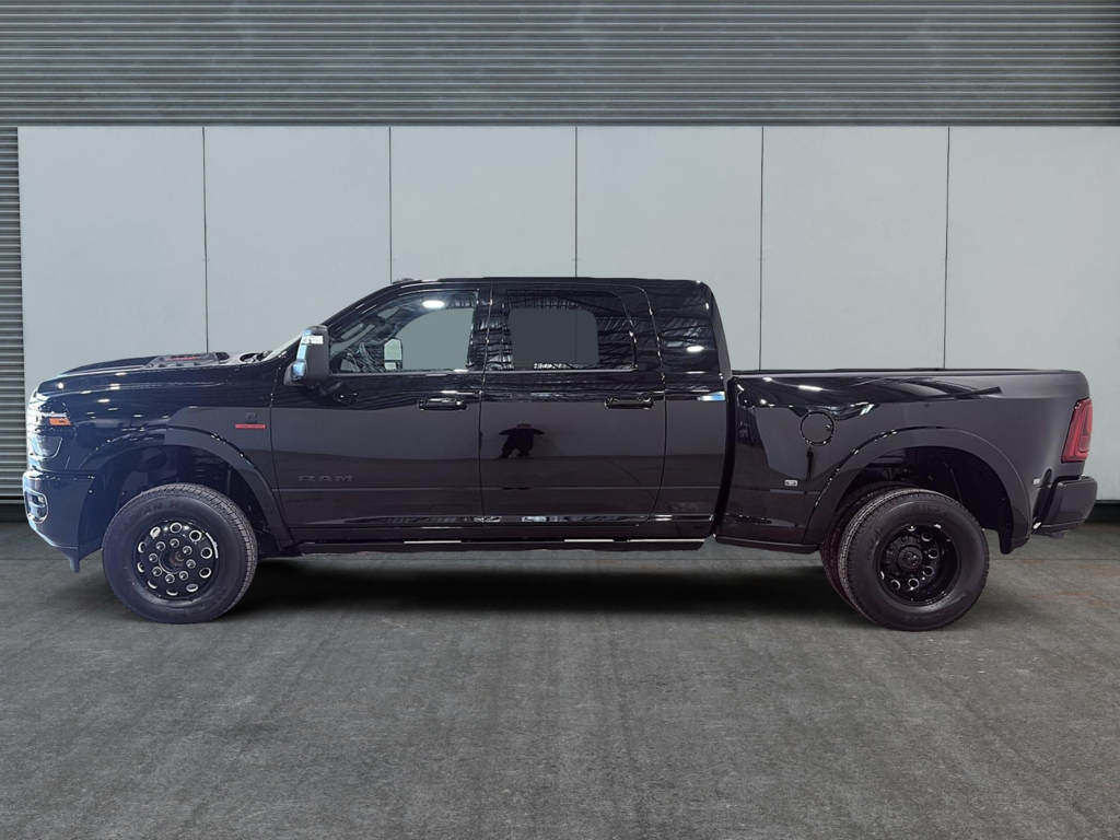 Ram 3500 LIMITED 2025 à Saint-Hyacinthe, Québec - 5 - w1024h768px
