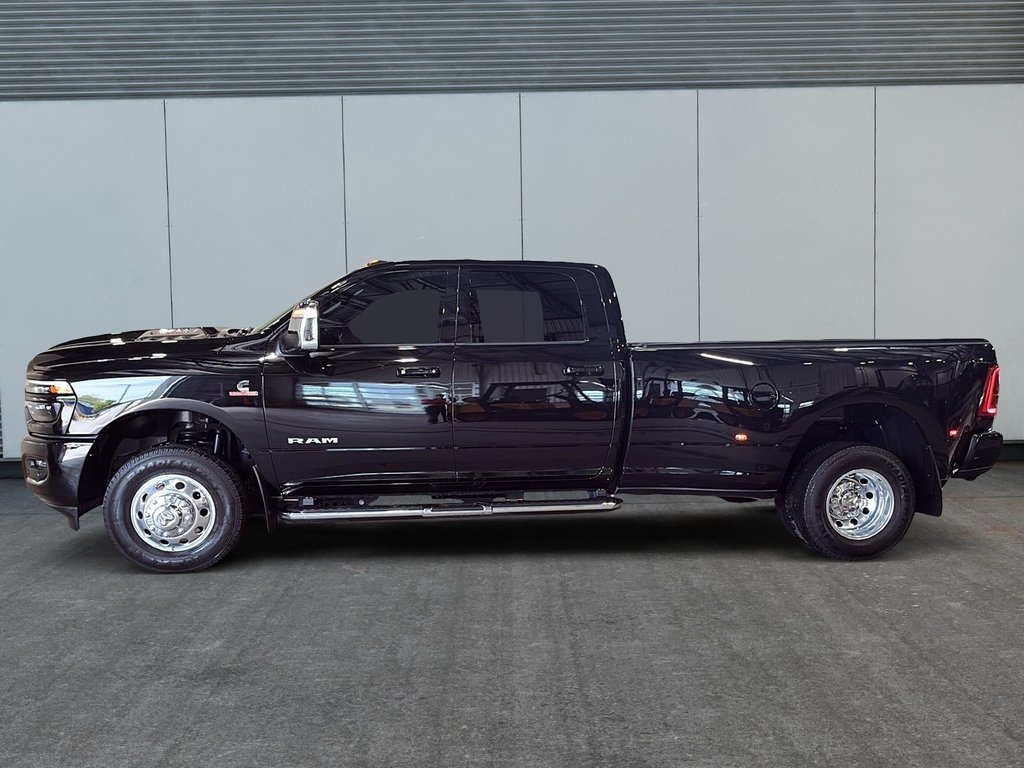 2025 Ram 3500 Laramie in Saint-Hyacinthe, Quebec - 5 - w1024h768px