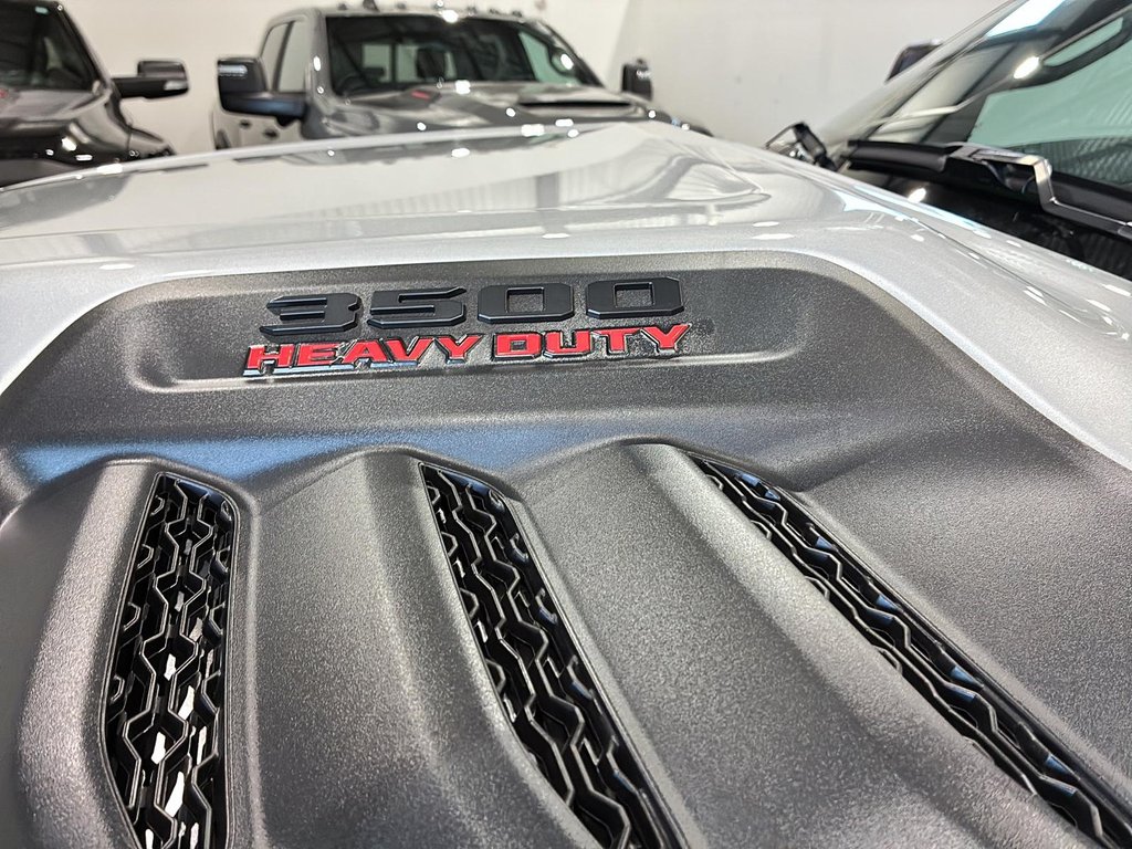 2026 Ram 3500 LARAMIE in Saint-Hyacinthe, Quebec - 6 - w1024h768px