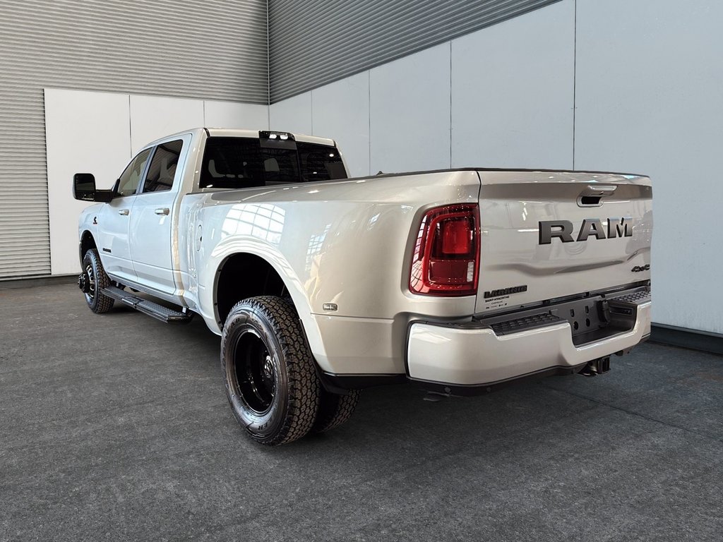 2026 Ram 3500 LARAMIE in Saint-Hyacinthe, Quebec - 4 - w1024h768px