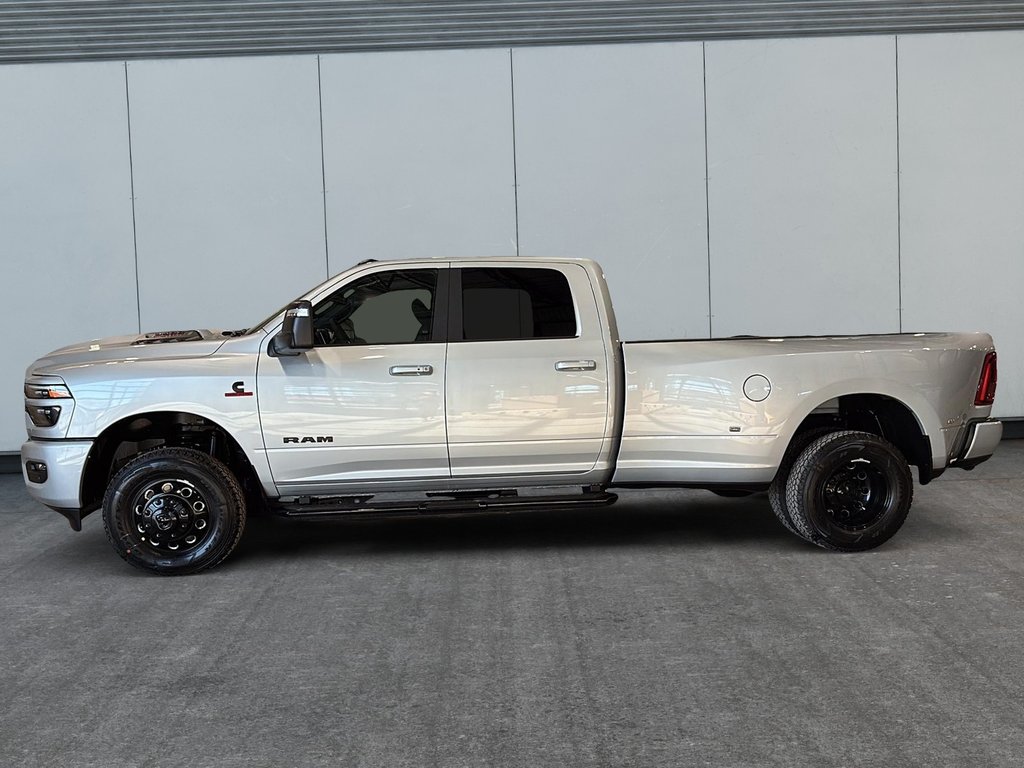 2026 Ram 3500 LARAMIE in Saint-Hyacinthe, Quebec - 5 - w1024h768px