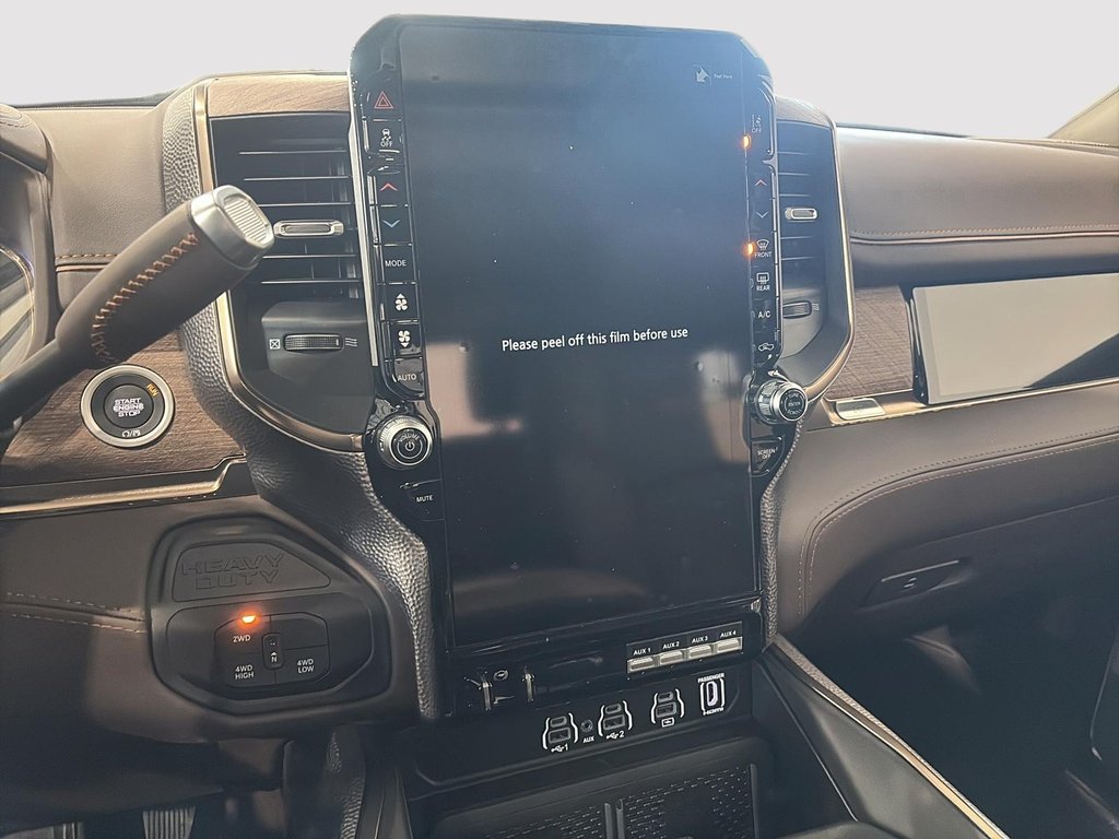 Ram 3500 LIMITED LONGHORN 2026 à Saint-Hyacinthe, Québec - 15 - w1024h768px