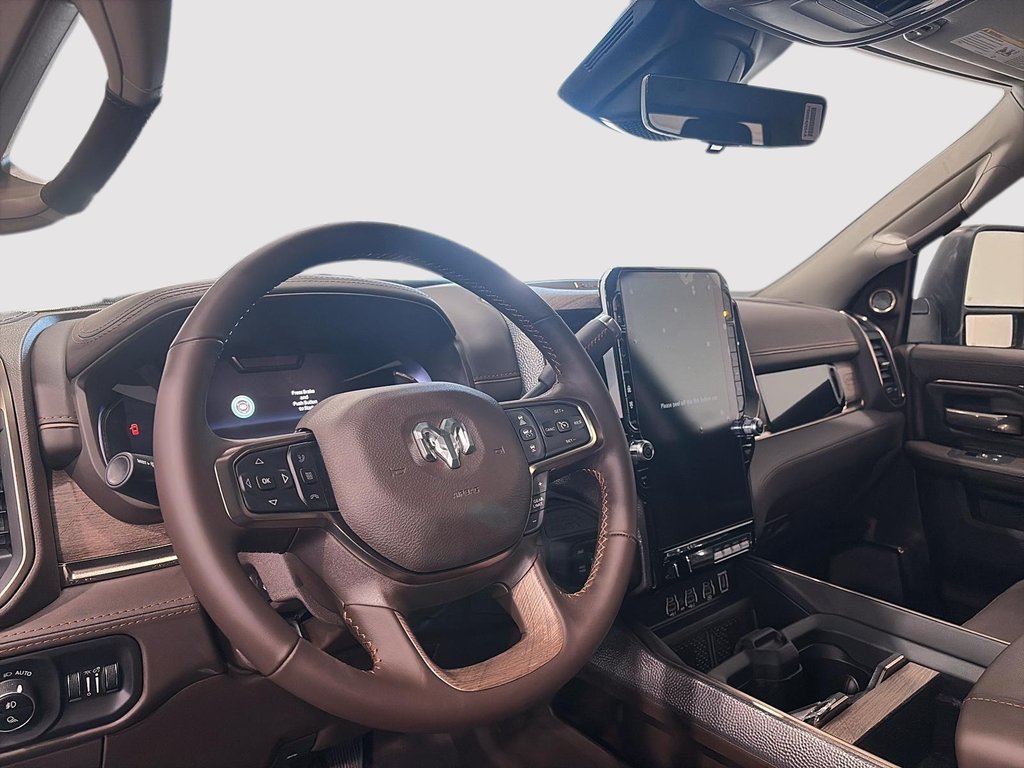 Ram 3500 LIMITED LONGHORN 2026 à Saint-Hyacinthe, Québec - 9 - w1024h768px