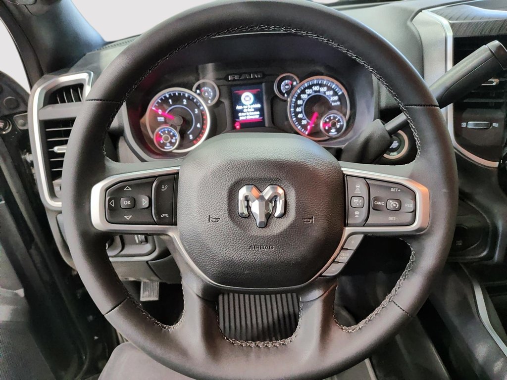 2026 Ram 3500 BIG HORN in Saint-Hyacinthe, Quebec - 12 - w1024h768px