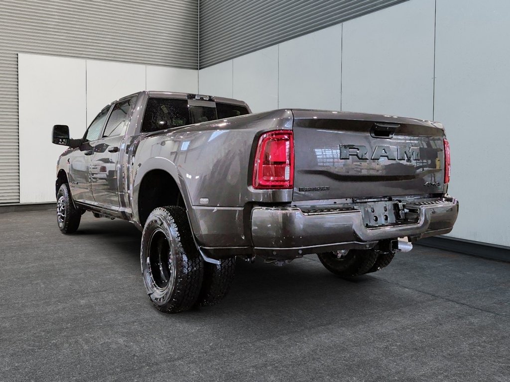 2026 Ram 3500 BIG HORN in Saint-Hyacinthe, Quebec - 3 - w1024h768px