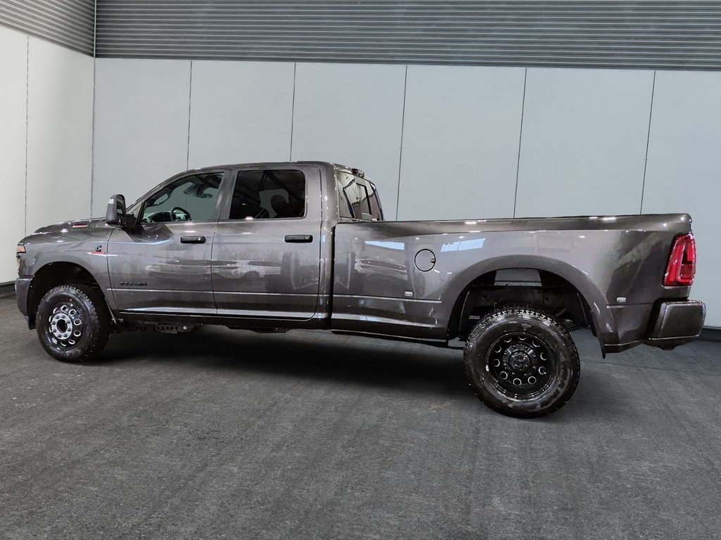2026 Ram 3500 BIG HORN in Saint-Hyacinthe, Quebec - 5 - w1024h768px