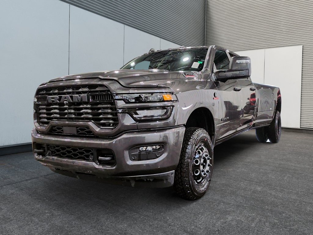 2026 Ram 3500 BIG HORN in Saint-Hyacinthe, Quebec - 1 - w1024h768px