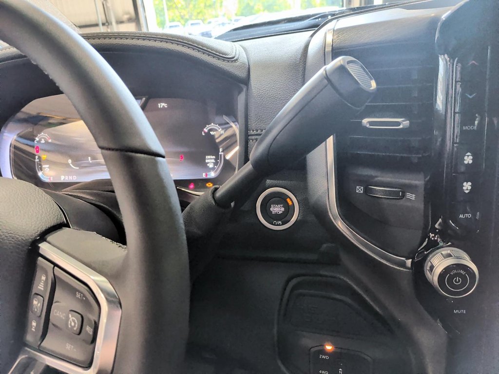 Ram 3500 LARAMIE 2026 à Saint-Hyacinthe, Québec - 13 - w1024h768px