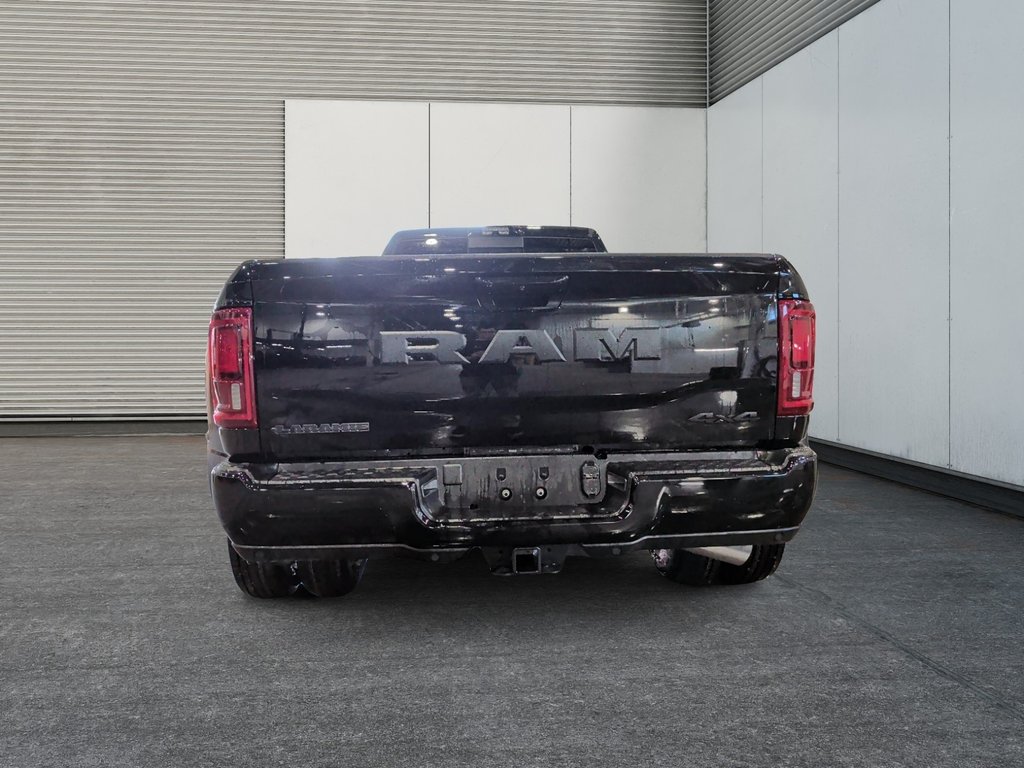 Ram 3500 LARAMIE 2026 à Saint-Hyacinthe, Québec - 3 - w1024h768px