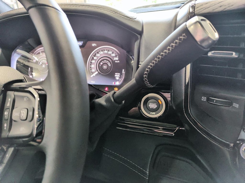 2026 Ram 3500 LIMITED in Saint-Hyacinthe, Quebec - 14 - w1024h768px