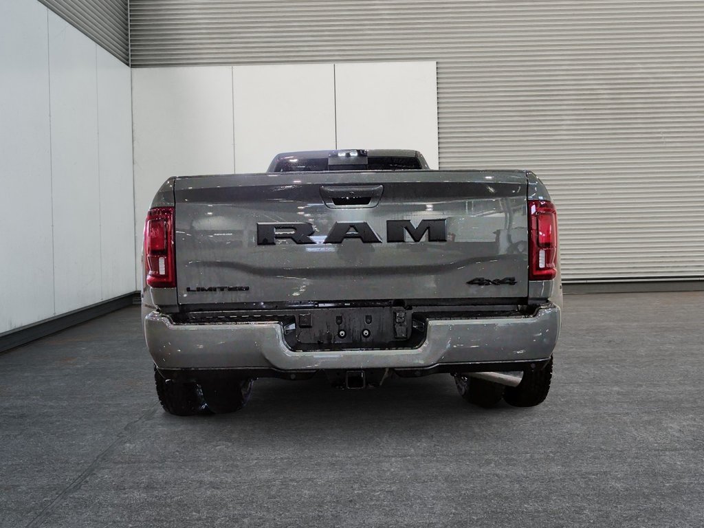 2026 Ram 3500 LIMITED in Saint-Hyacinthe, Quebec - 3 - w1024h768px