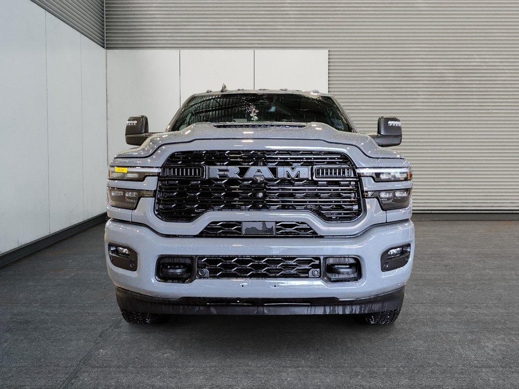 2026 Ram 3500 LIMITED in Saint-Hyacinthe, Quebec - 2 - w1024h768px