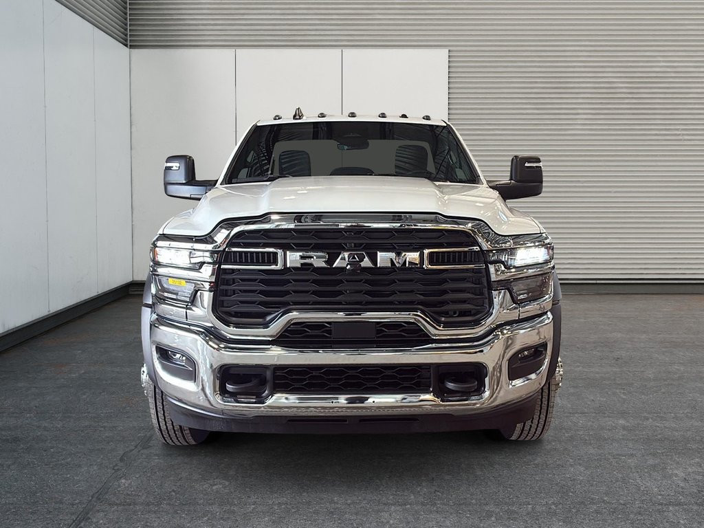 Ram 5500 TRADESMAN 2025 à Saint-Hyacinthe, Québec - 2 - w1024h768px