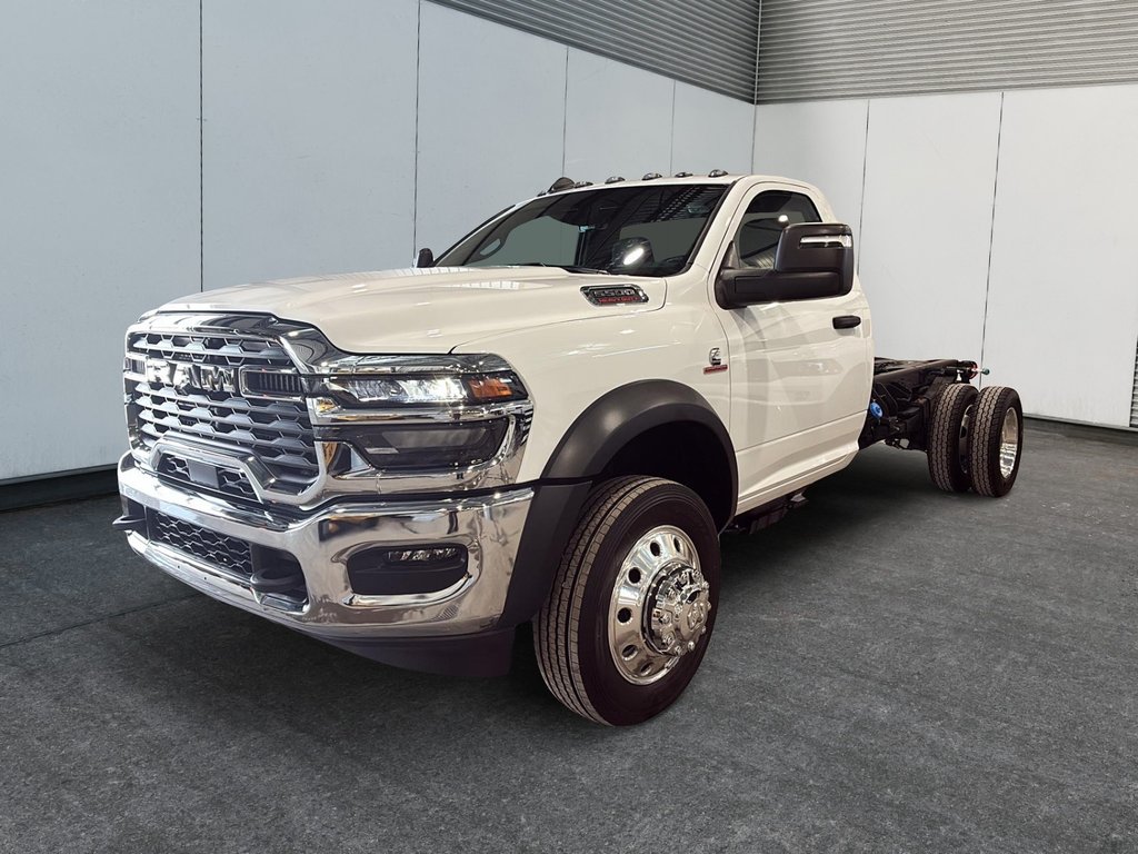 Ram 5500 TRADESMAN 2025 à Saint-Hyacinthe, Québec - 1 - w1024h768px