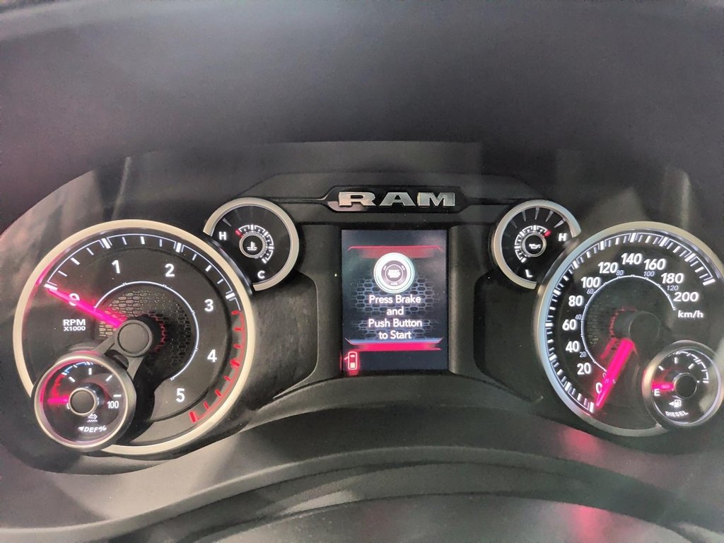 2026 Ram 5500 TRADESMAN in Saint-Hyacinthe, Quebec - 12 - w1024h768px