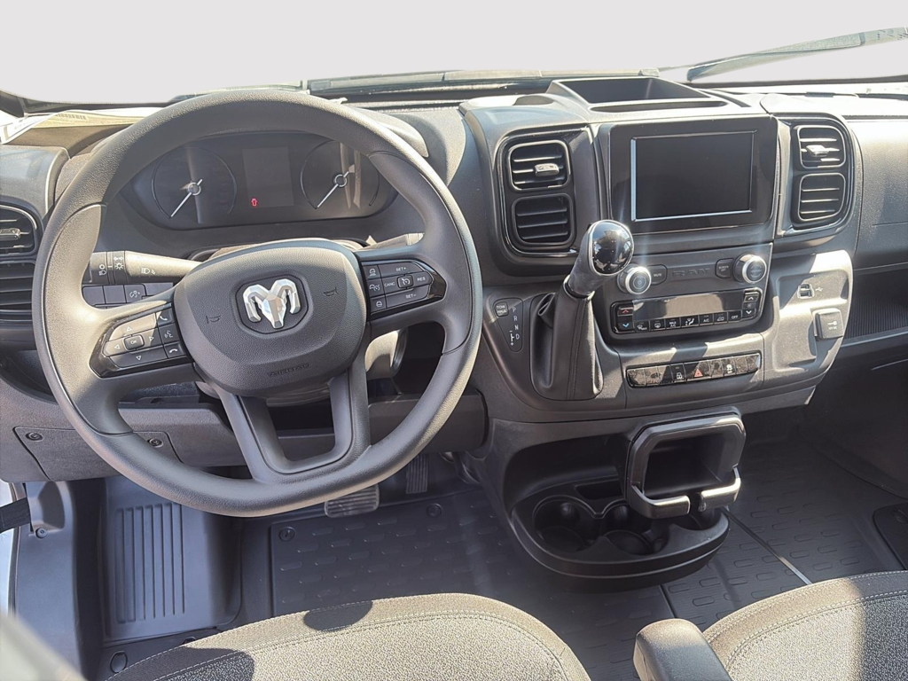 2025 Ram PROMASTER CARGO VAN 2500 TRADESMAN W/ PASS SEAT in Saint-Hyacinthe, Quebec - 7 - w1024h768px