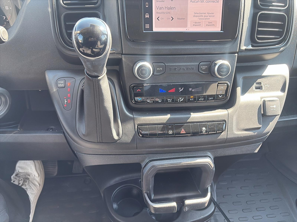 2025 Ram PROMASTER CARGO VAN 2500 TRADESMAN W/ PASS SEAT in Saint-Hyacinthe, Quebec - 11 - w1024h768px