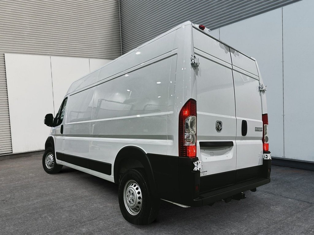 2025 Ram Promaster Cargo Van 2500 TRADESMAN W/ PASS SEAT in Saint-Hyacinthe, Quebec - 4 - w1024h768px