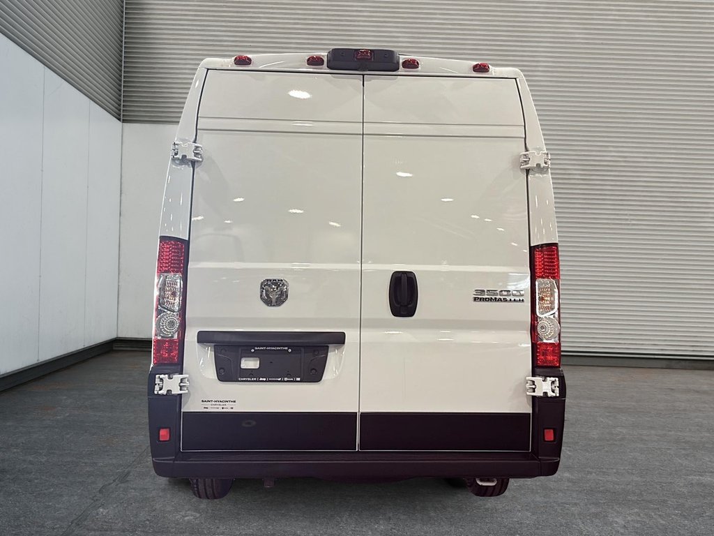 2026 Ram Promaster Cargo Van 3500 TRADESMAN W/ PASS SEAT in Saint-Hyacinthe, Quebec - 3 - w1024h768px