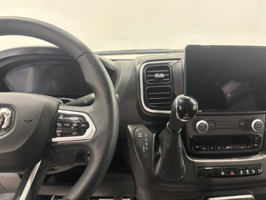 2025 Ram ProMaster Cargo Van SLT+ in Saint-Hyacinthe, Quebec - 15 - w1024h768px