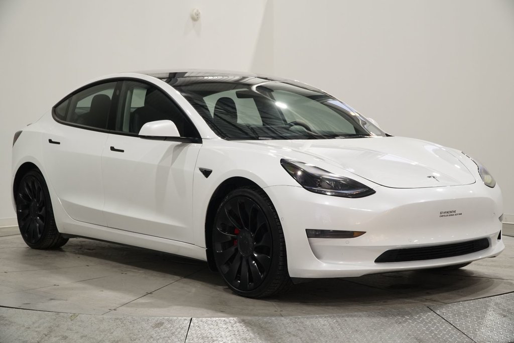 2022  MODEL 3 Performance AWD in Saint-Hyacinthe, Quebec - 2 - w1024h768px