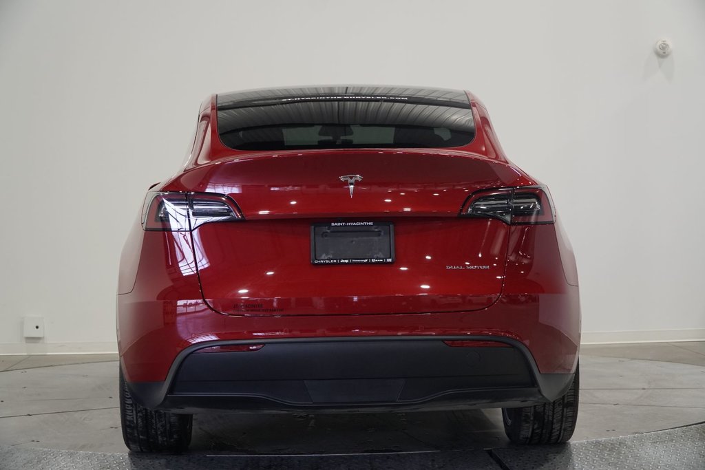 2022  Model Y Long Range AWD in Saint-Hyacinthe, Quebec - 5 - w1024h768px