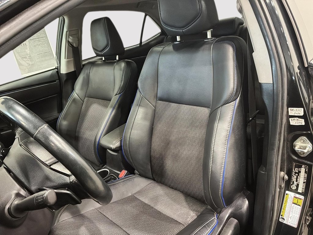 2019 Toyota Corolla SE TOIT-OUVRANT in Saint-Hyacinthe, Quebec - 8 - w1024h768px