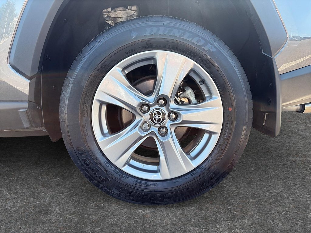Toyota RAV4 XLE 2022 à Saint-Hyacinthe, Québec - 7 - w1024h768px