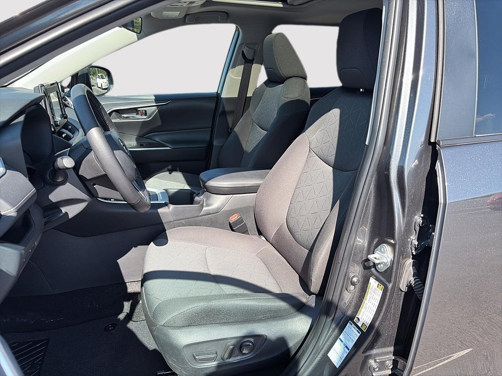 Toyota RAV4 XLE 2022 à Saint-Hyacinthe, Québec - 8 - w1024h768px
