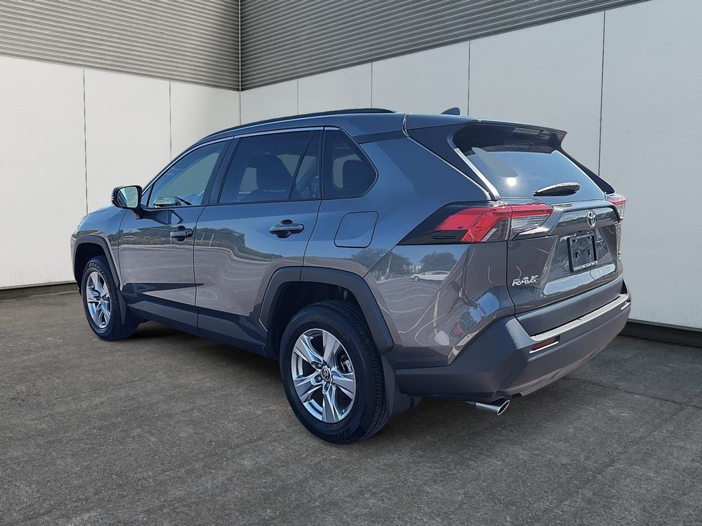 Toyota RAV4 XLE 2022 à Saint-Hyacinthe, Québec - 4 - w1024h768px
