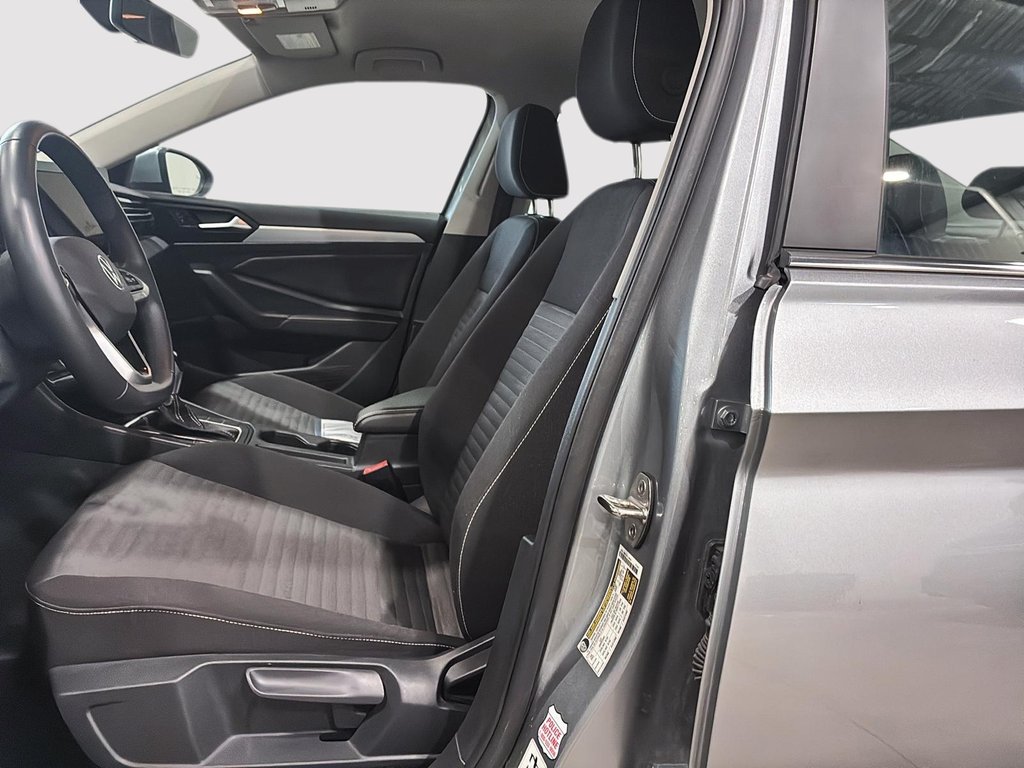 Volkswagen Jetta Trendline 2025 à Saint-Hyacinthe, Québec - 8 - w1024h768px