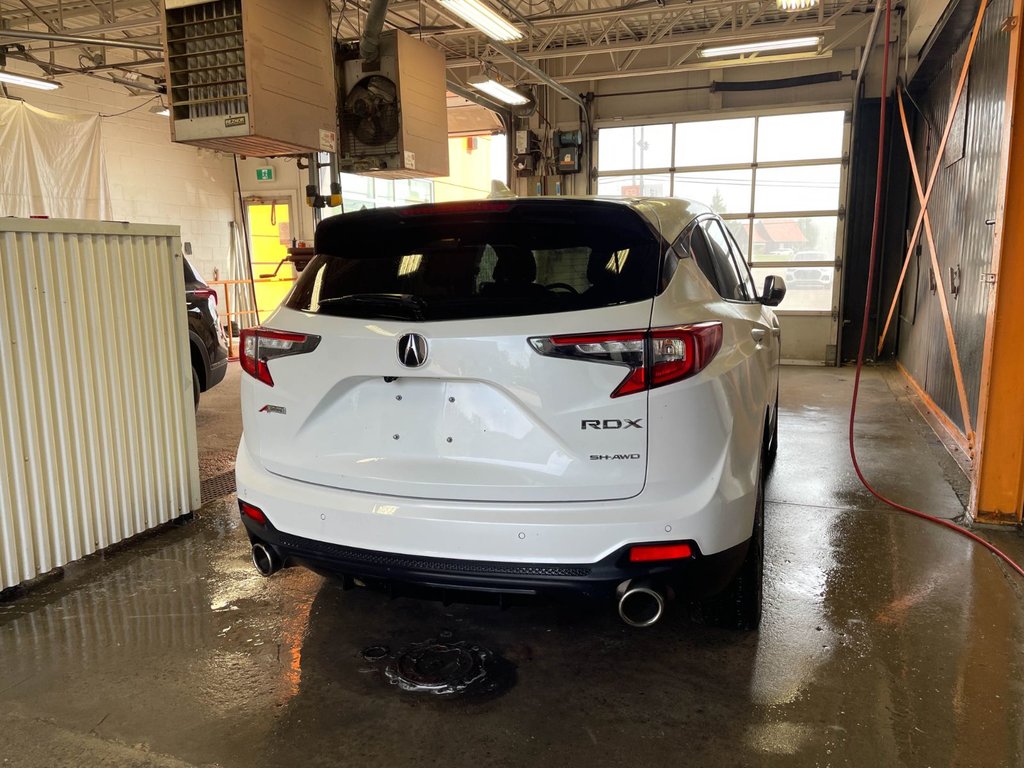 Acura RDX  2024 à St-Jérôme, Québec - 10 - w1024h768px