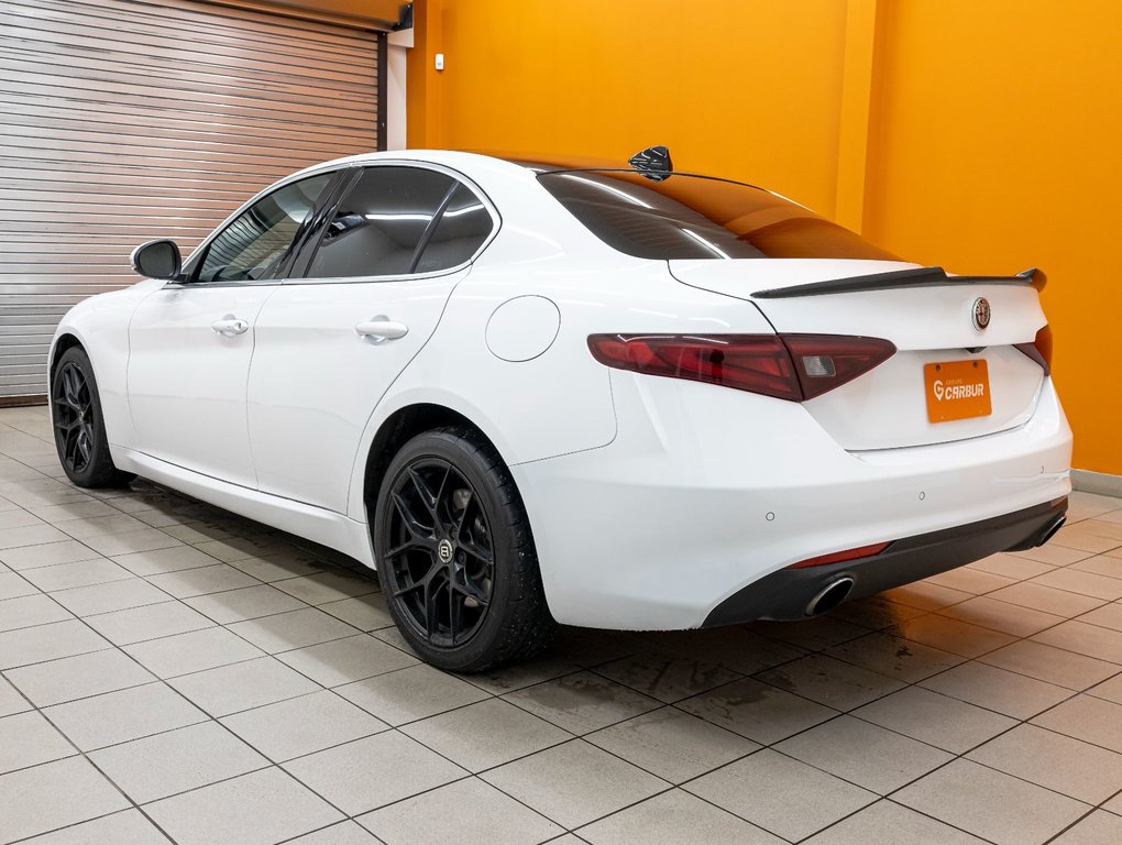 2017 Alfa Romeo GIULIA in St-Jérôme, Quebec - 6 - w1024h768px