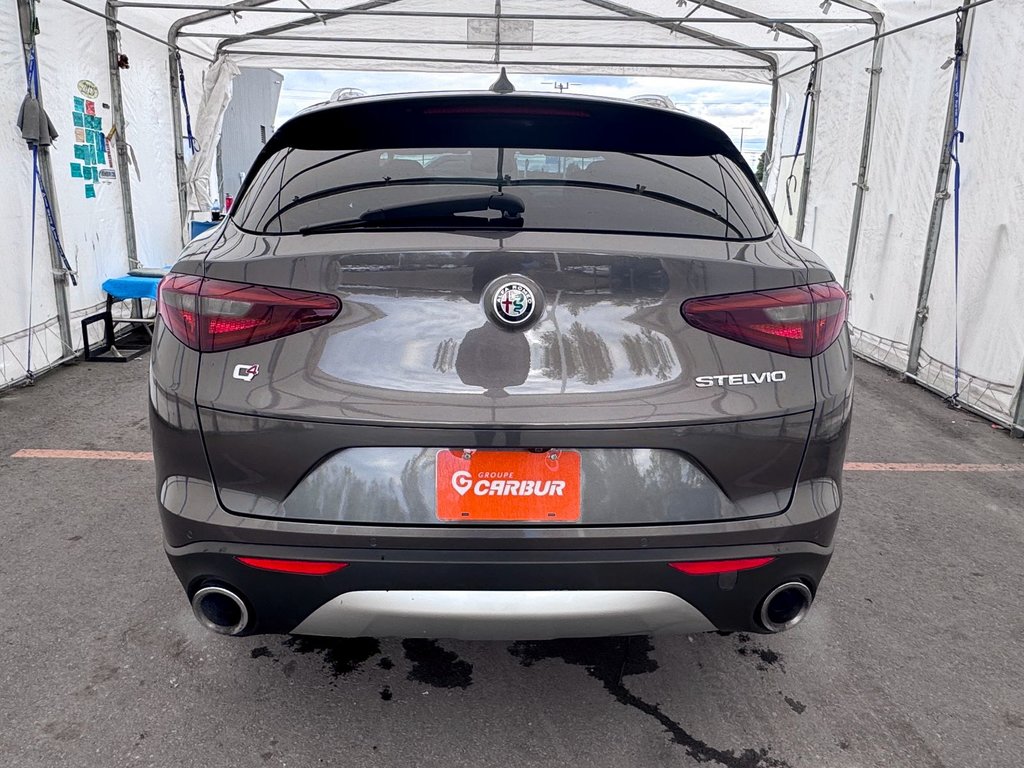 Alfa Romeo Stelvio  2018 à St-Jérôme, Québec - 6 - w1024h768px