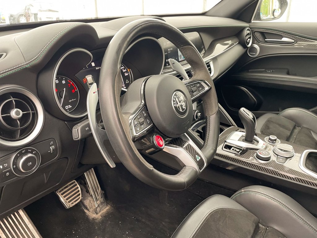 2021 Alfa Romeo Stelvio in St-Jérôme, Quebec - 5 - w1024h768px