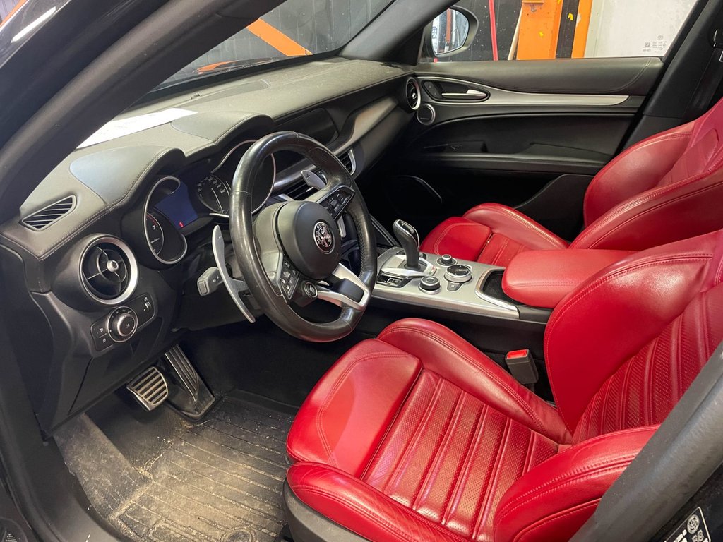 2022 Alfa Romeo Stelvio in St-Jérôme, Quebec - 5 - w1024h768px