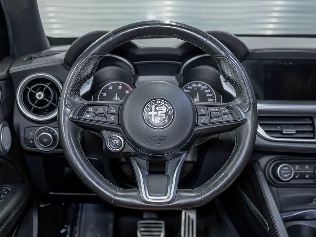 Alfa Romeo Stelvio  2022 à St-Jérôme, Québec - 13 - w1024h768px